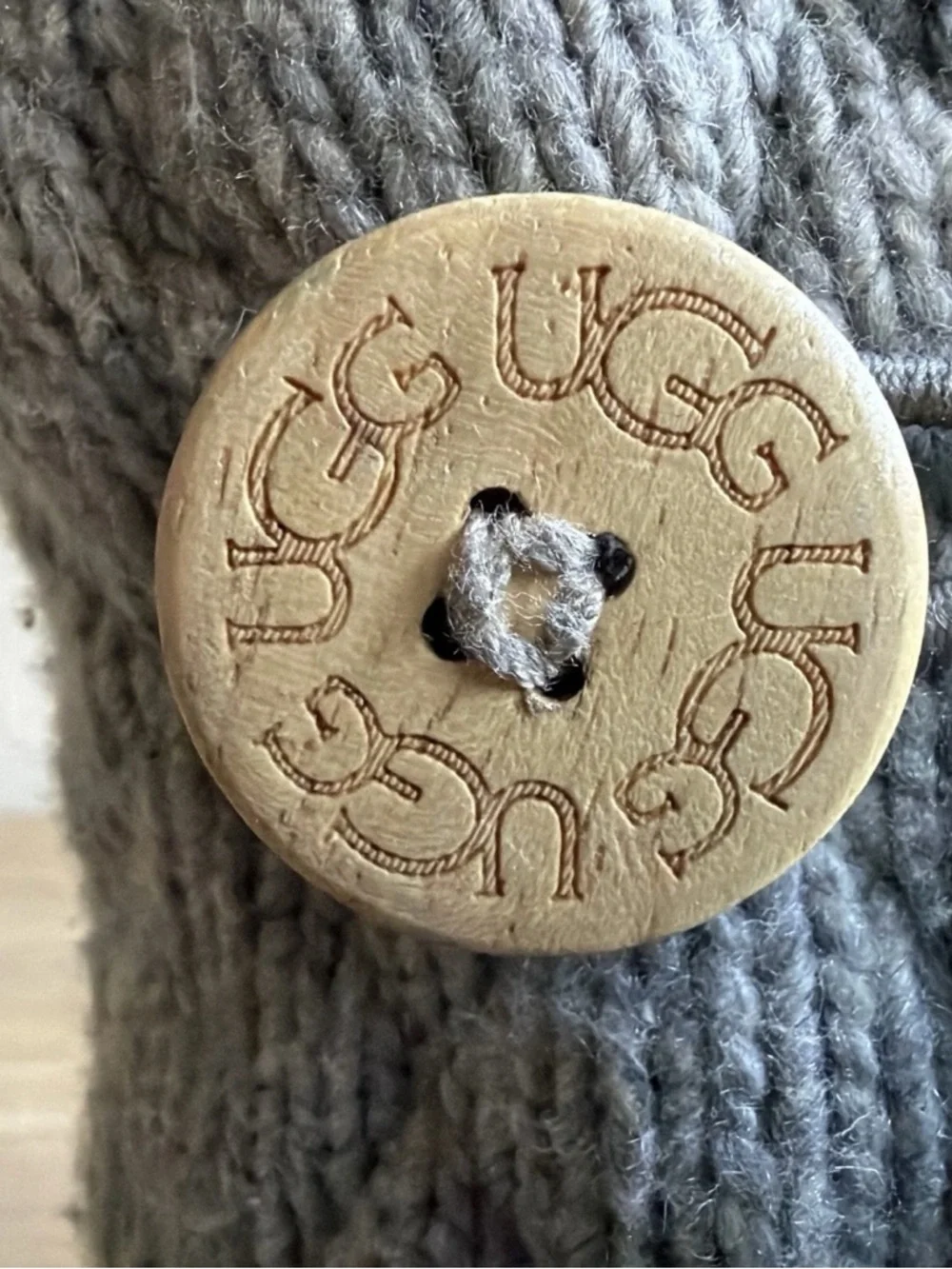 Ugg Women’s Mountain Quilted Boots Short Gray Size 8 Festival Bohemian Style